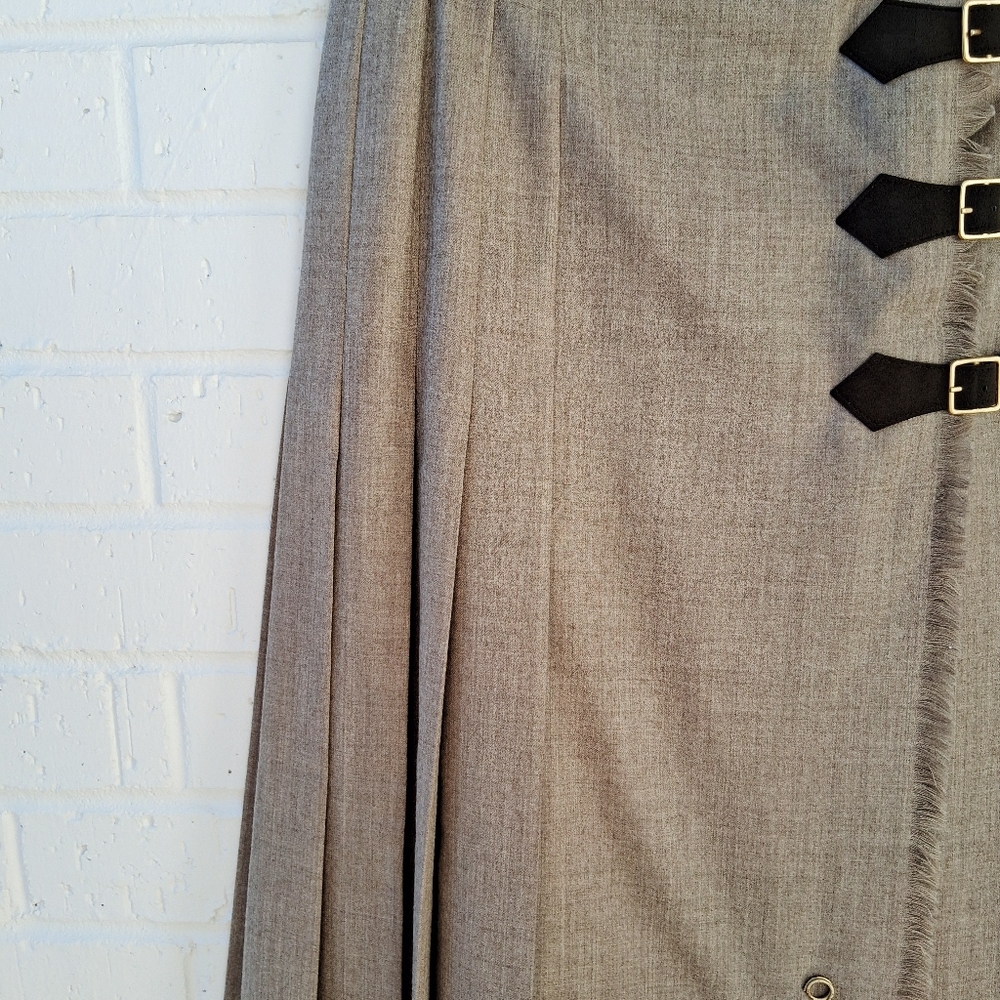 Escada Margaretha Ley Kilt Style Gold Bobby Pin Wool Cashmere Skirt Sz:EU38/6US - Picture 4 of 13